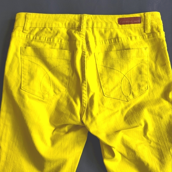 Calvin Klein Neon Jegging - Picture 2 of 5